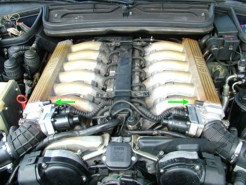 BMW 750i